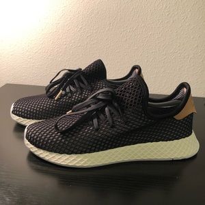 Adidas Originals Deerupt Runner Black Ashpea 10.5